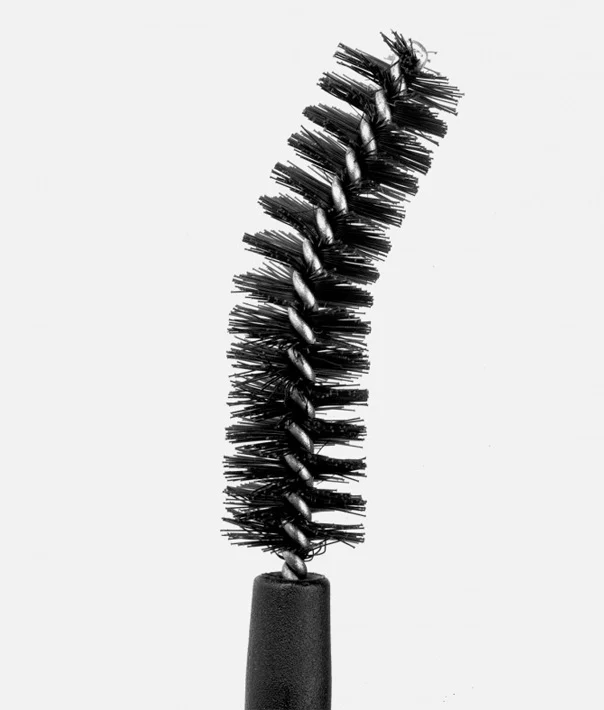 Kiss i.ENVY Bold n' Long Mascara - Image 3