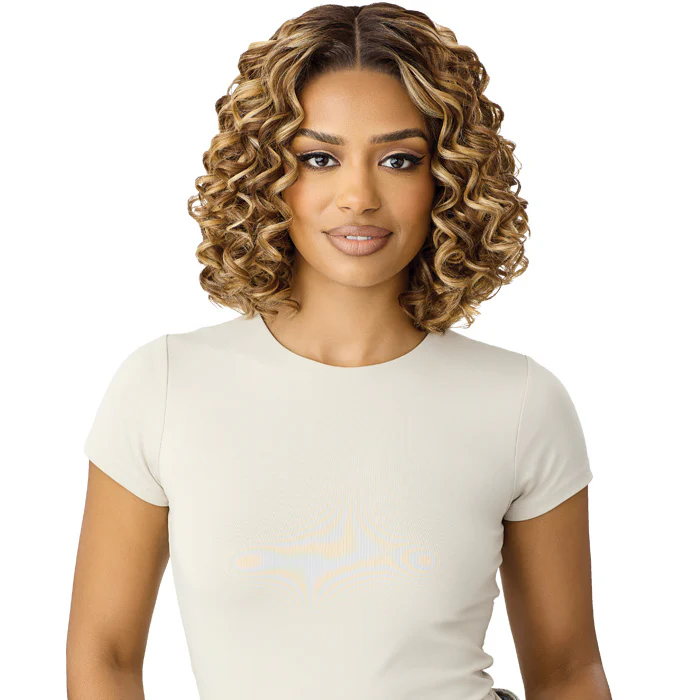 Outre Melted Hairline Glueless HD 5" Deep Part Lace Front Wig - MH 132