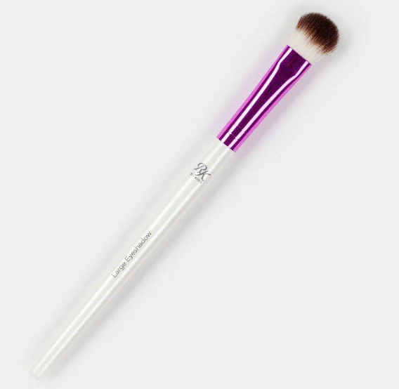 Ruby Kisses By Kiss Large Eyeshadow Brush - Image 5
